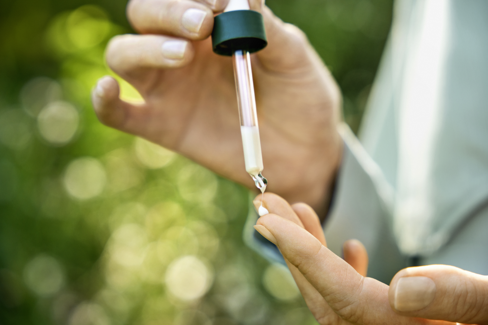 WELEDA Blauwe gentiaan & edelweiss versterkend serum (30 ml) - image 4