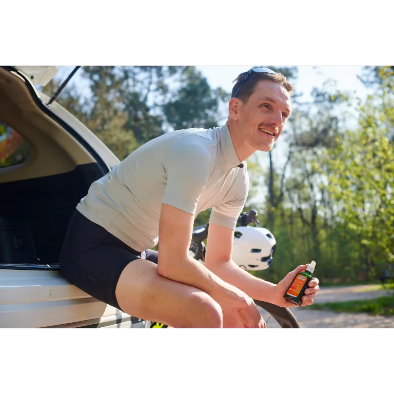 Weleda Arnica Sport Massageolie (200 ml) - image 6