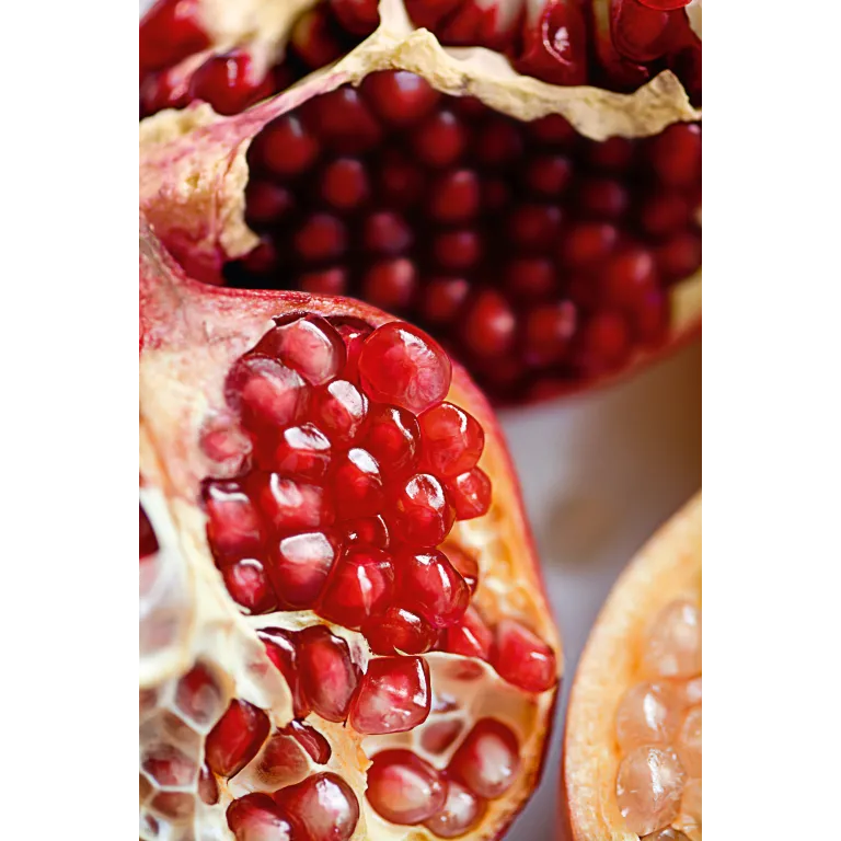 WELEDA Granaatappel Regenererende Body Olie (100 ml) - image 3